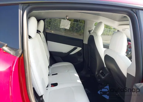 2021 Tesla Model Y Long Range Dual Motor All-Wheel Drive from USA, damaged, VIN 5YJYGDEE5MF102850